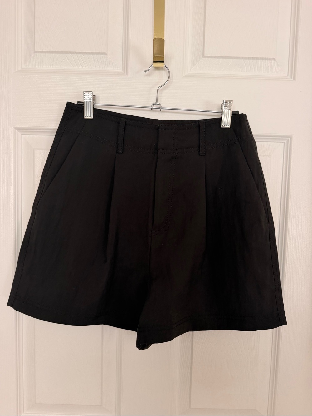 LOFT Black Pleated A-Line Skort